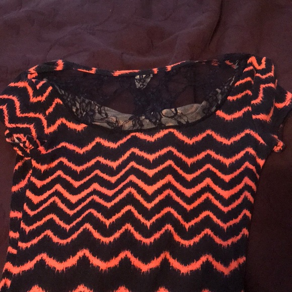 Top - Picture 3 of 3